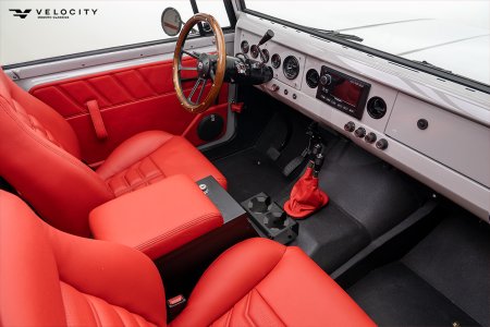 1966-Velocity-International-Scout-800-Passenger-Side-Custom-Interior.jpg